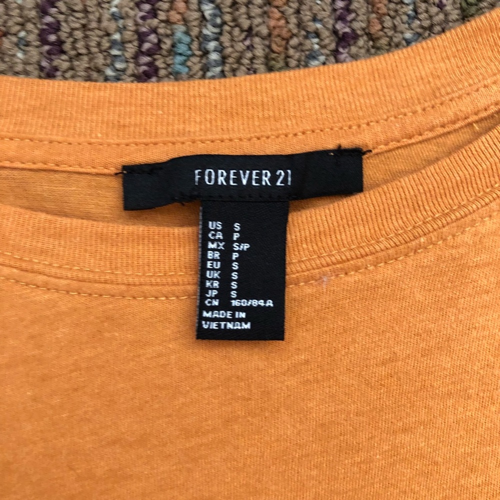 Orange top - Picture 2 of 2
